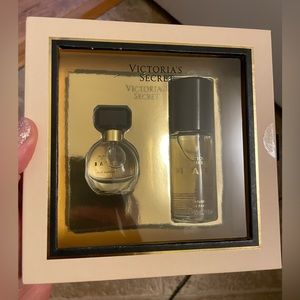 Victoria’s Secret Bare perfum with roll on